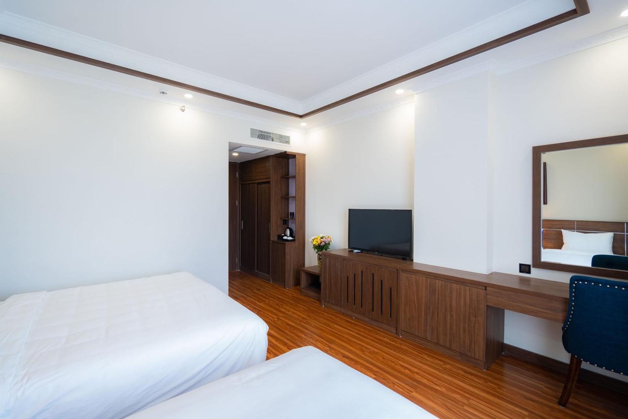 Xuan Thanh Luxury Hotel Халонг Экстерьер фото